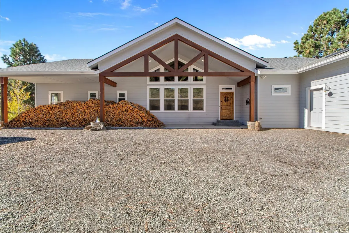 111 Swan Lane, Boise, ID 83716 - #1