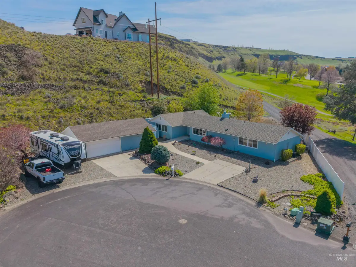 3650 Country Club Court, Lewiston, ID 83501 - #1