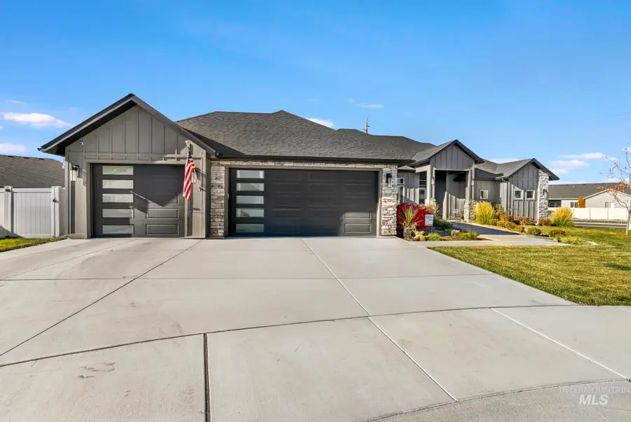 439 N Meadowview Lane, Twin Falls, ID 83301 - #2