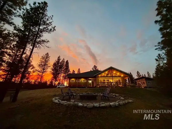 53 Sliver Cloud Drive, Cascade, ID 83611