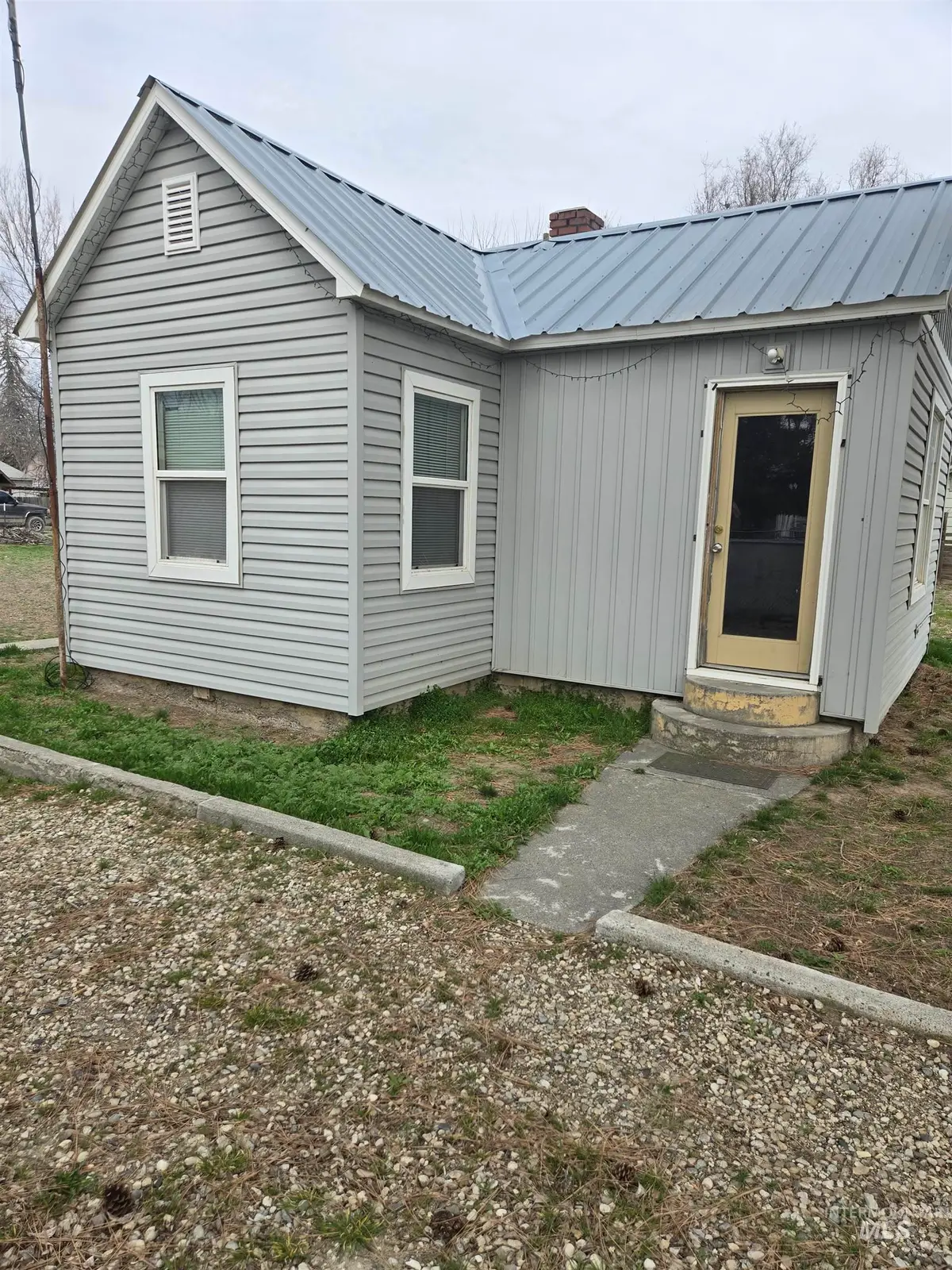 226 W Owyhee, Homedale, ID 83628 - #1