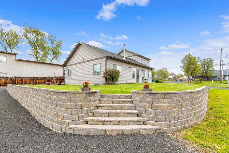 3810 21st St, Lewiston, ID 83501 - #3