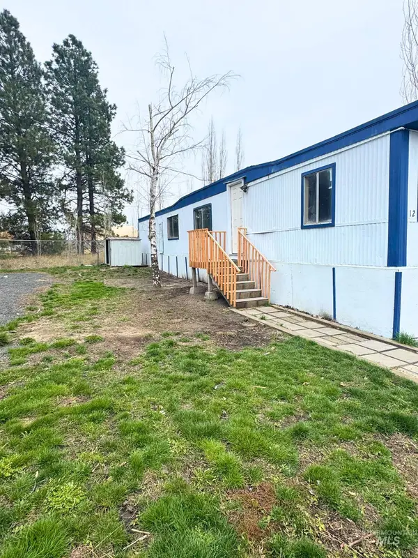 913 W Palouse River Dr #12, Moscow, ID 83843