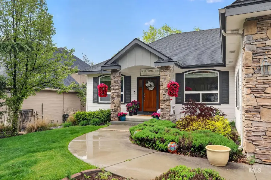 2598 E Greenbrook Dr, Eagle, ID 83616 - #2