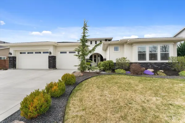 2061 N Synergy Ave, Eagle, ID 83616