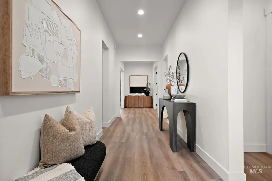 2349 N Mountain Vista Ave, Star, ID 83669 - #2