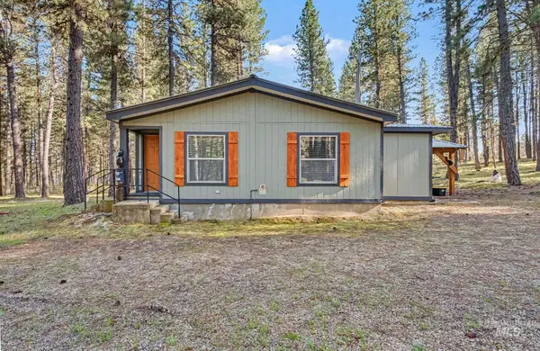 35 Hiatt Circle, Idaho City, ID 83631