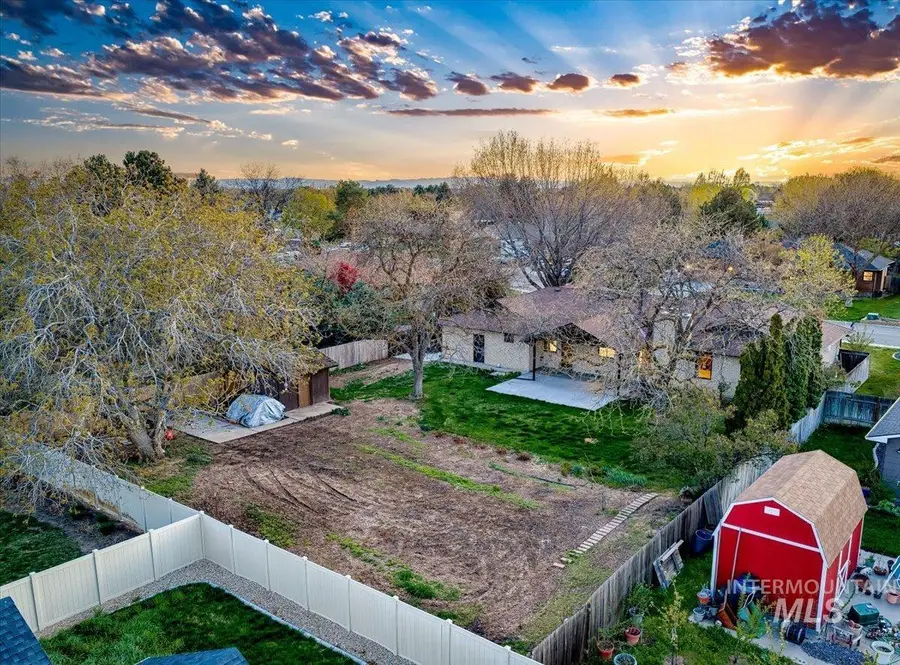 1096 S Kingfisher Way, Boise, ID 83709 - #2