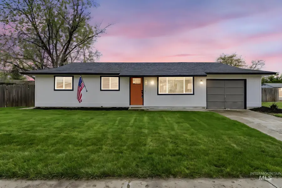 1207 W Chateau Ave, Meridian, ID 83646 - #2