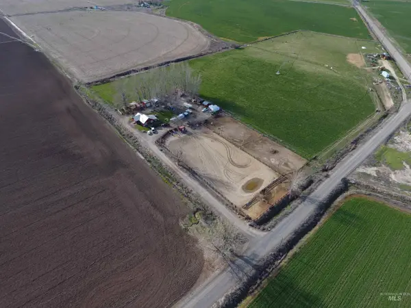 5051 S Rd J, Vale, OR 97914