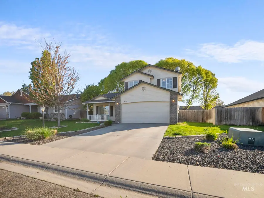 615 Royal St, Caldwell, ID 83605 - #3