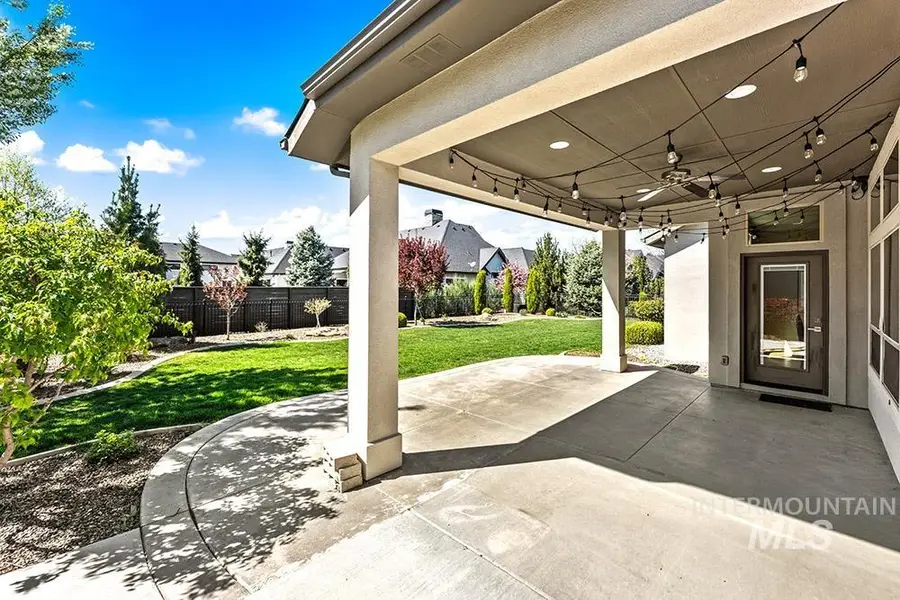 2871 S Fox Run Avenue, Eagle, ID 83616 - #2