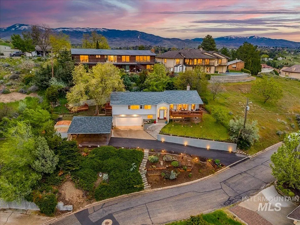 2624 N Hillway Dr, Boise, ID 83702 - #1