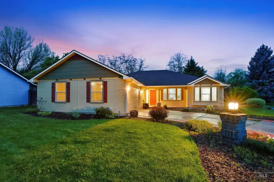 2095 E Celia Ct, Eagle, ID 83616 - #2