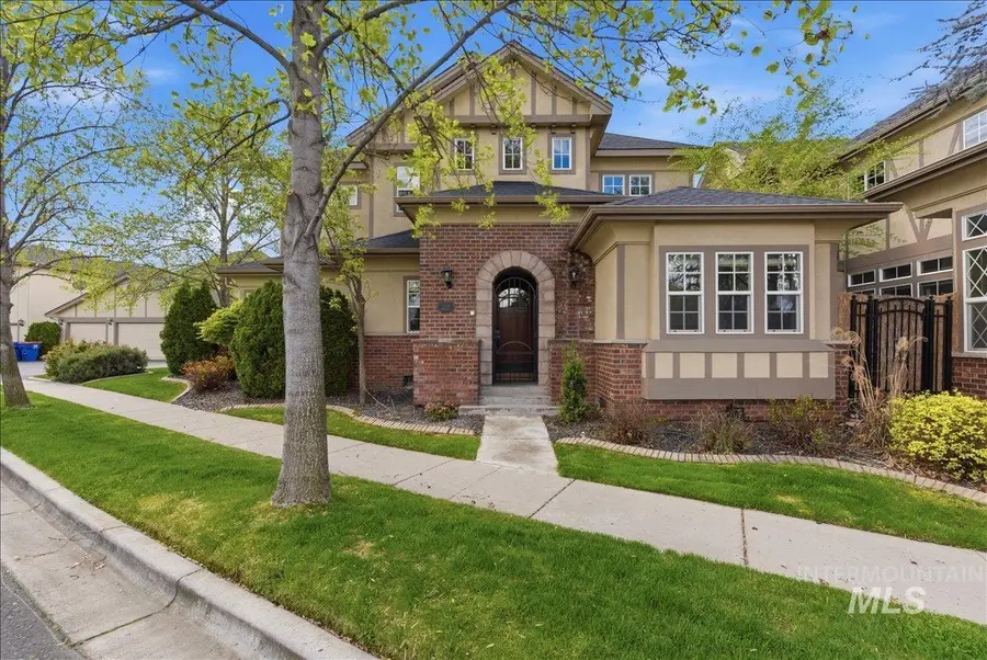 369 E Wexford Lane, Eagle, ID 83616 - #2