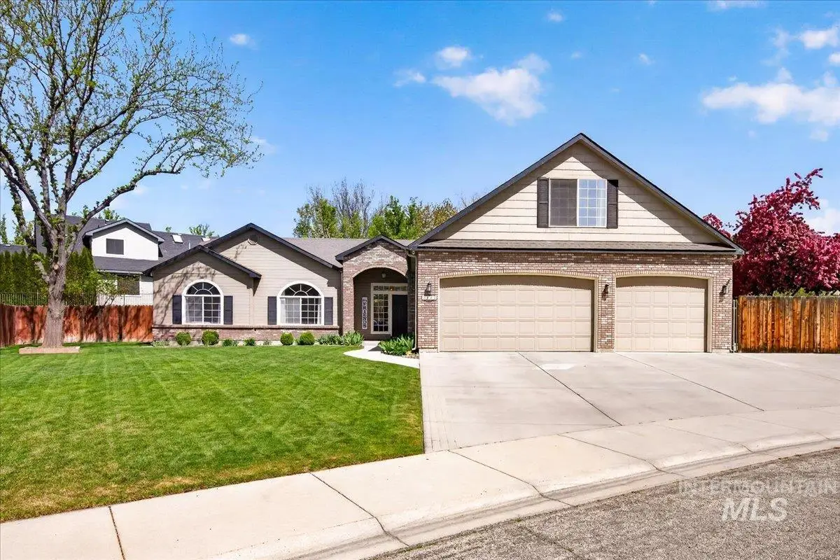 2180 E Dworshak Ct, Meridian, ID 83642 - #1