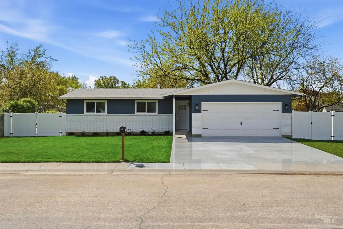 9225 W Landmark St, Boise, ID 83704 - #1