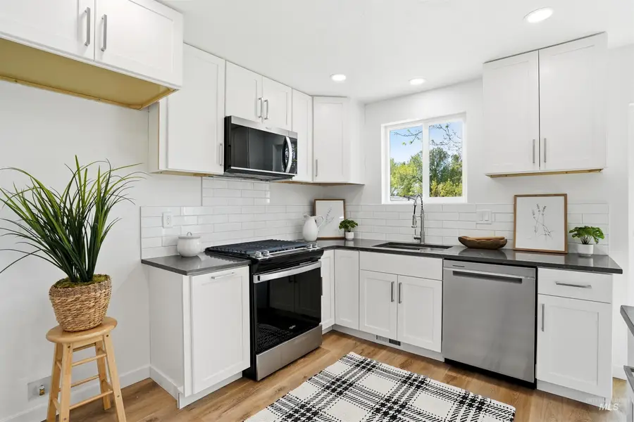 9225 W Landmark St, Boise, ID 83704 - #3