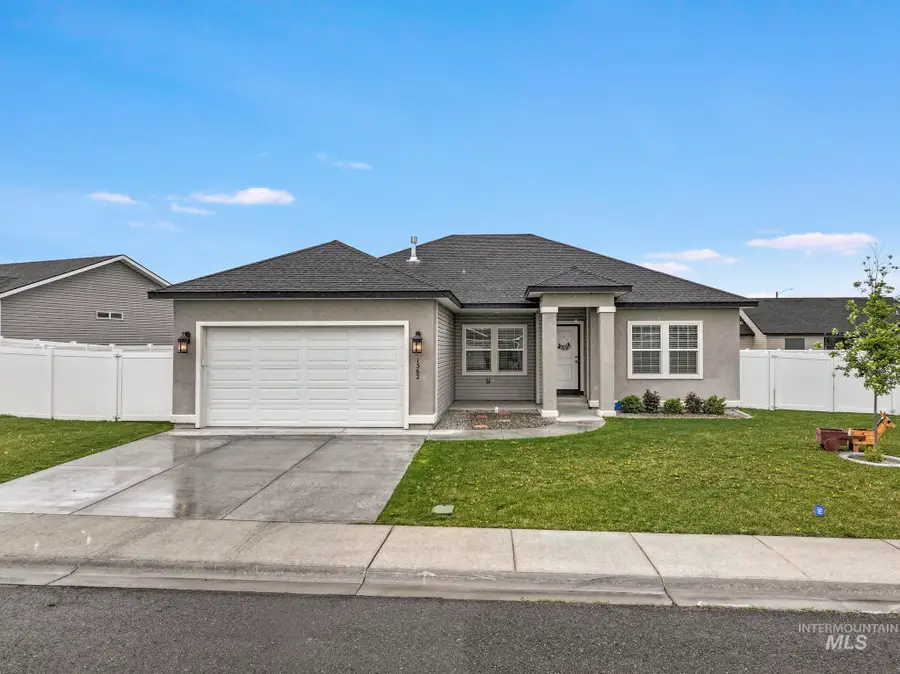 1362 Golden Pheasant Dr, Twin Falls, ID 83301 - #3