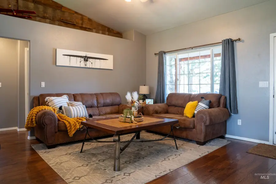 1462 W. Mchenry St, Kuna, ID 83634 - #3