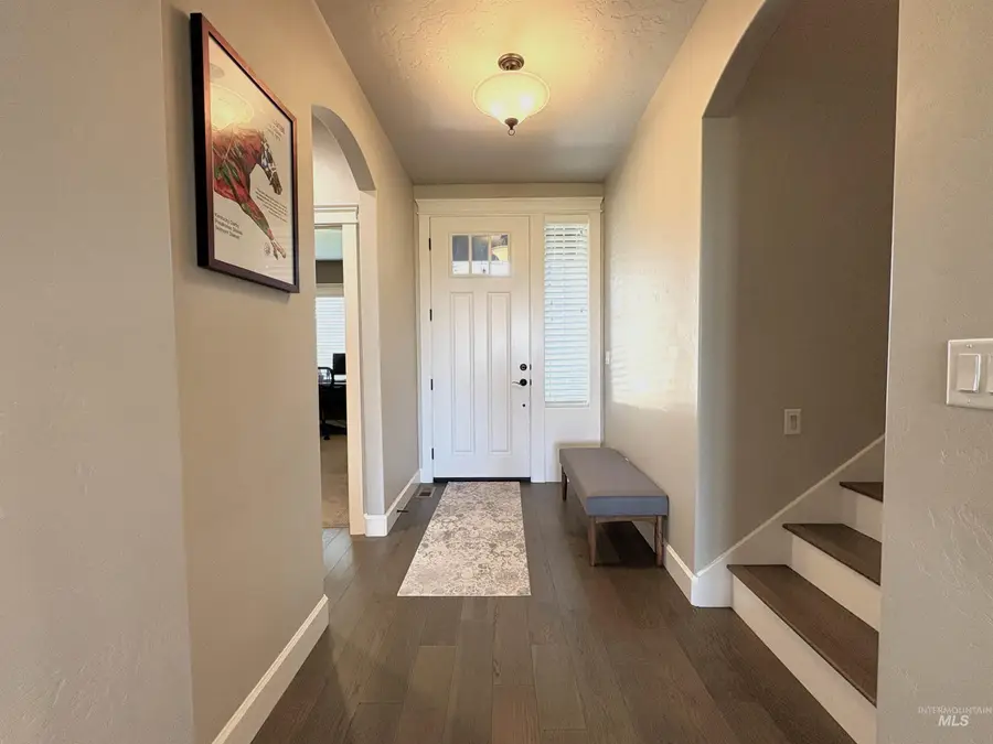 641 E Crest Ridge Dr, Meridian, ID 83642 - #3