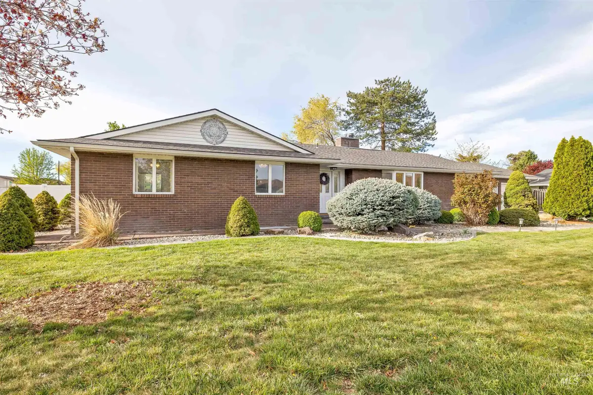 2090 Filer Ave E, Twin Falls, ID 83301 - #1