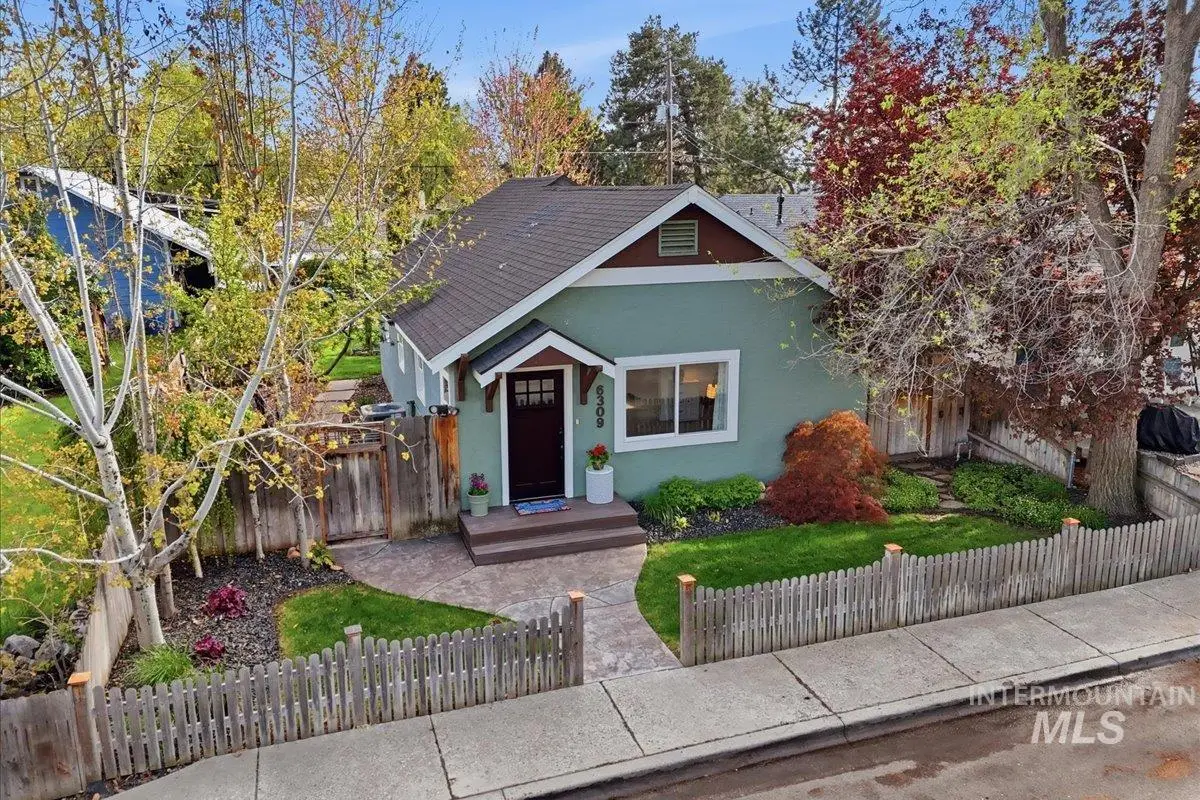 6309 W Post St, Boise, ID 83704 - #1