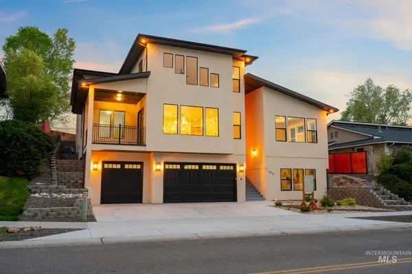 1417 E Shenandoah Dr, Boise, ID 83712