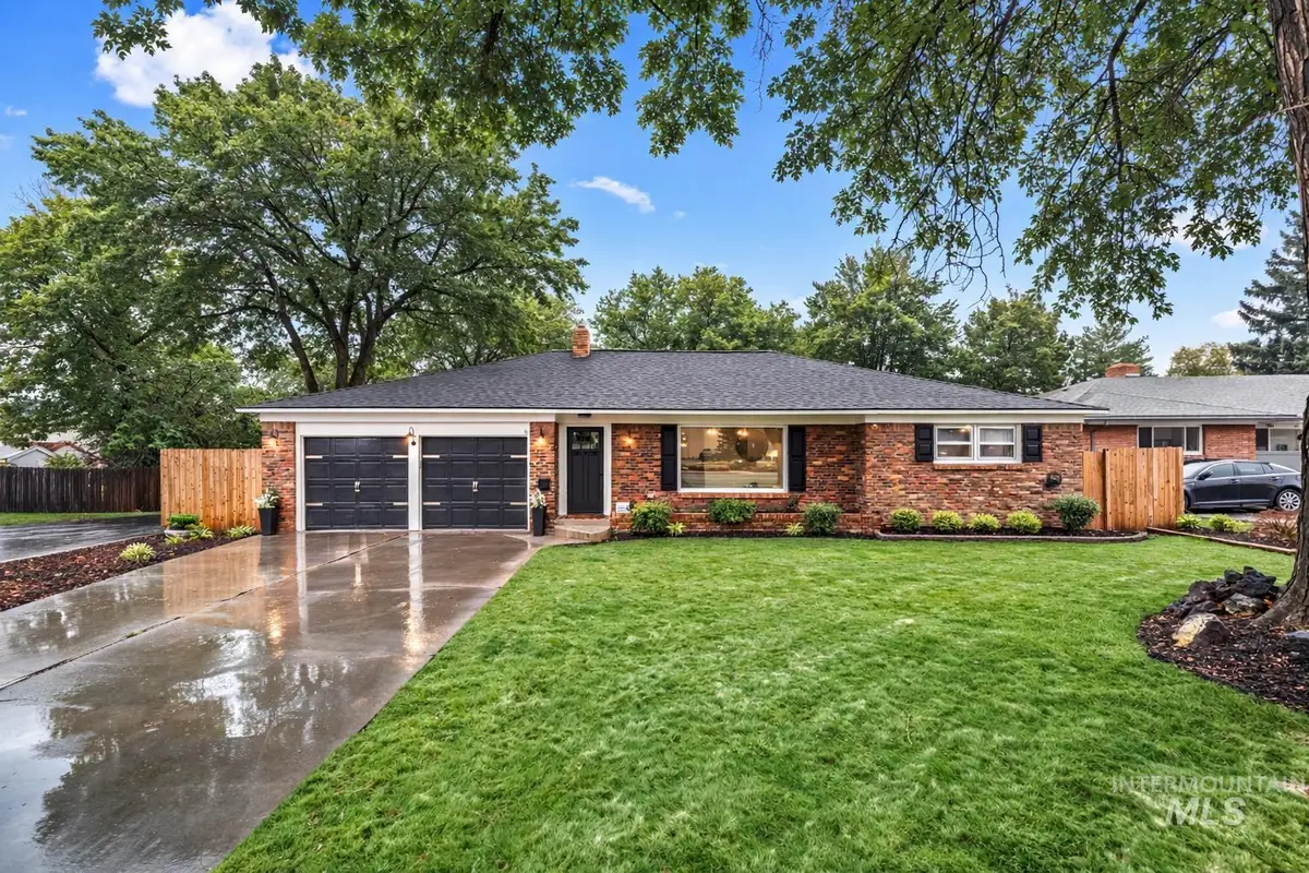 1715 S 10th Ave, Caldwell, ID 83605 - #1