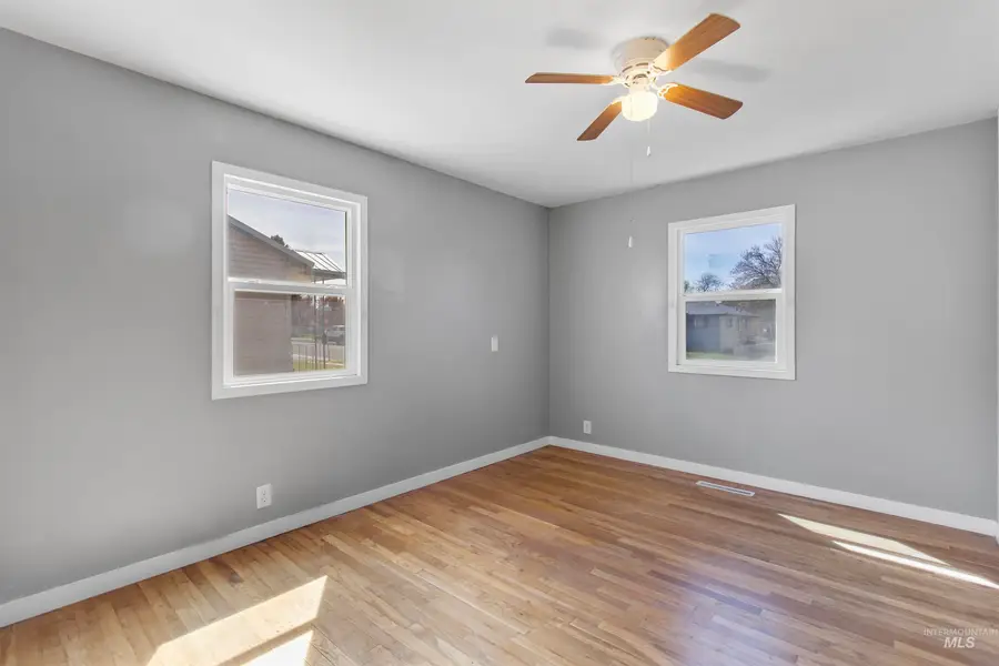 412 Madison St, Twin Falls, ID 83301 - #3