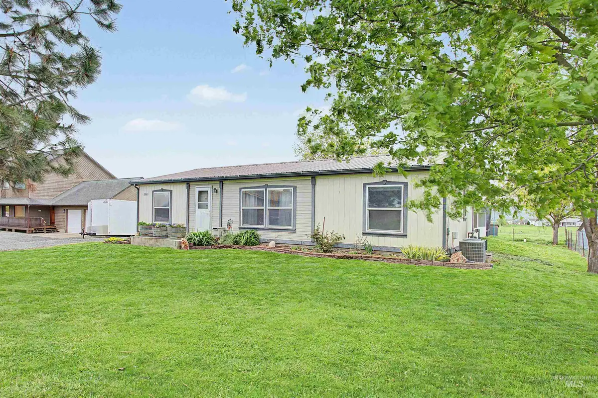 2221 Cedar Avenue, Lewiston, ID 83501 - #1