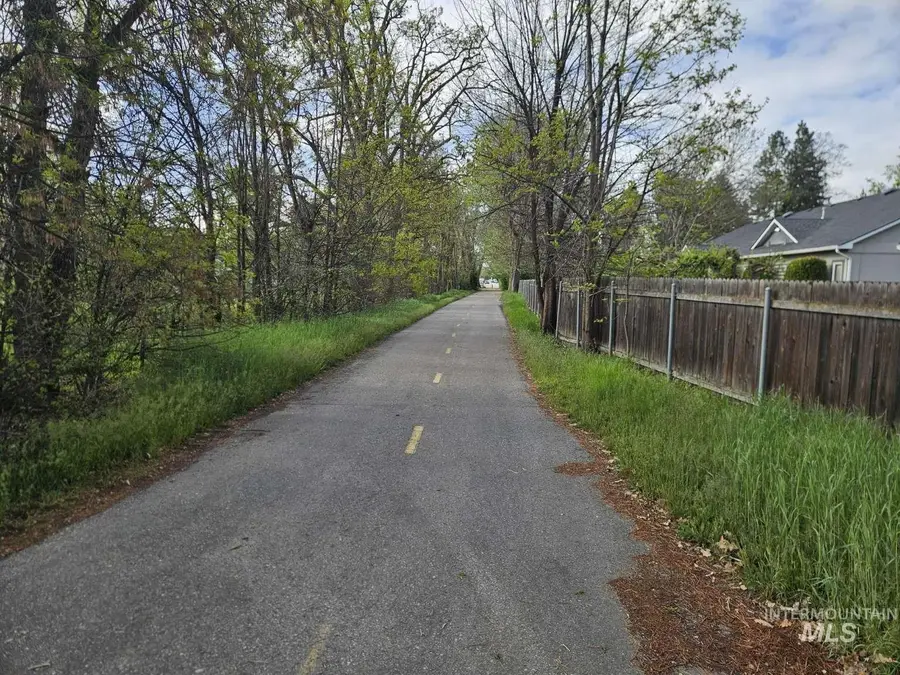 11423 W Arch St, Boise, ID 83713 - #3