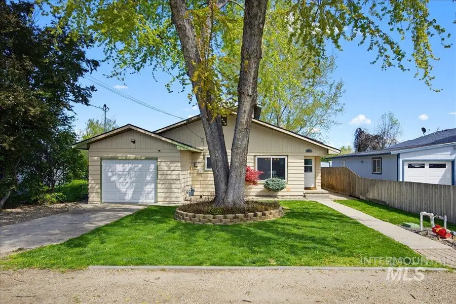 20602 Academy Rd, Greenleaf, ID 83626 - #2