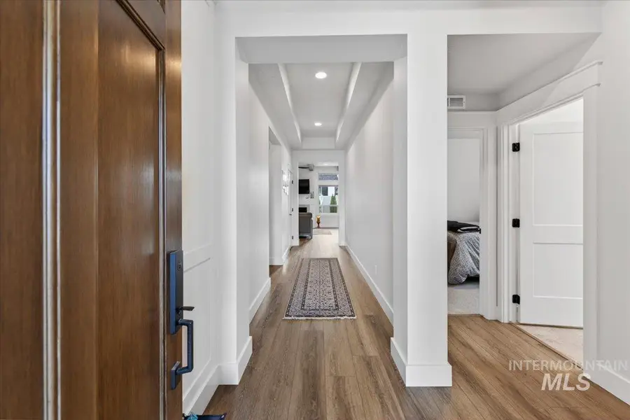 146 N Huntsman Ln, Eagle, ID 83616 - #2