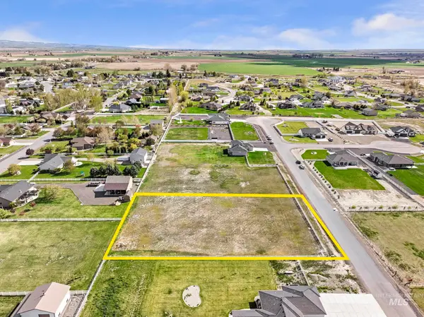 3740 2469 E, Twin Falls, ID 83301