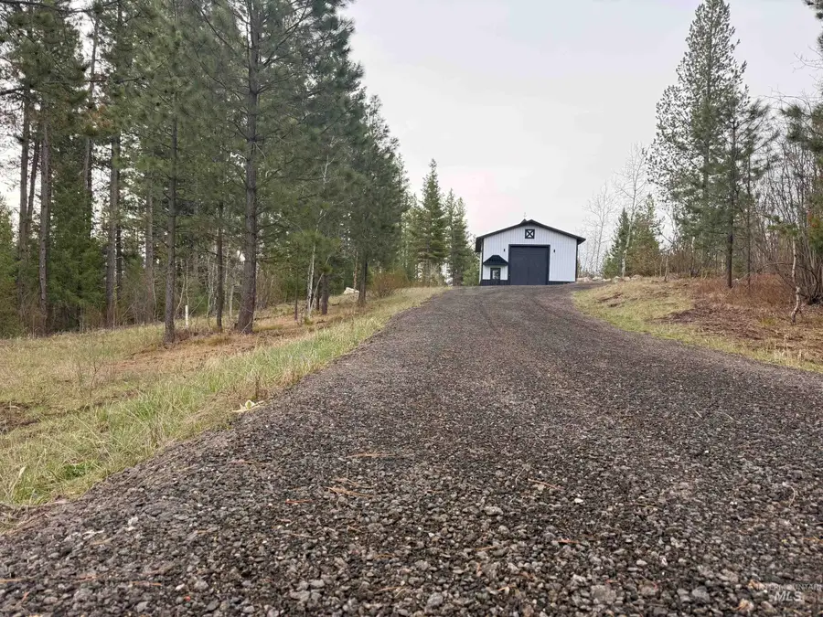 11 Sawtooth Loop, Cascade, ID 83611 - #3