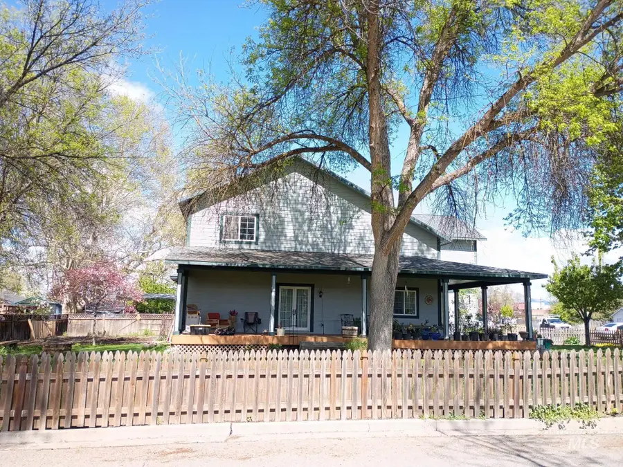 219 Lincoln Ave, Emmett, ID 83617 - #2