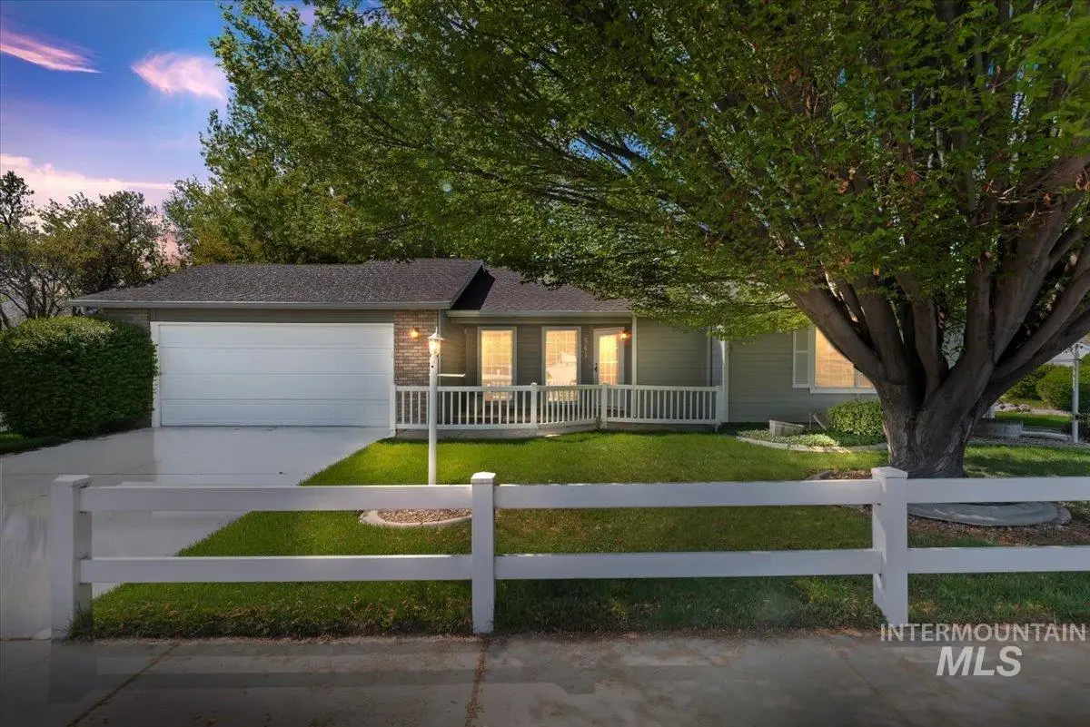 541 W Chrisfield Dr, Meridian, ID 83646 - #1