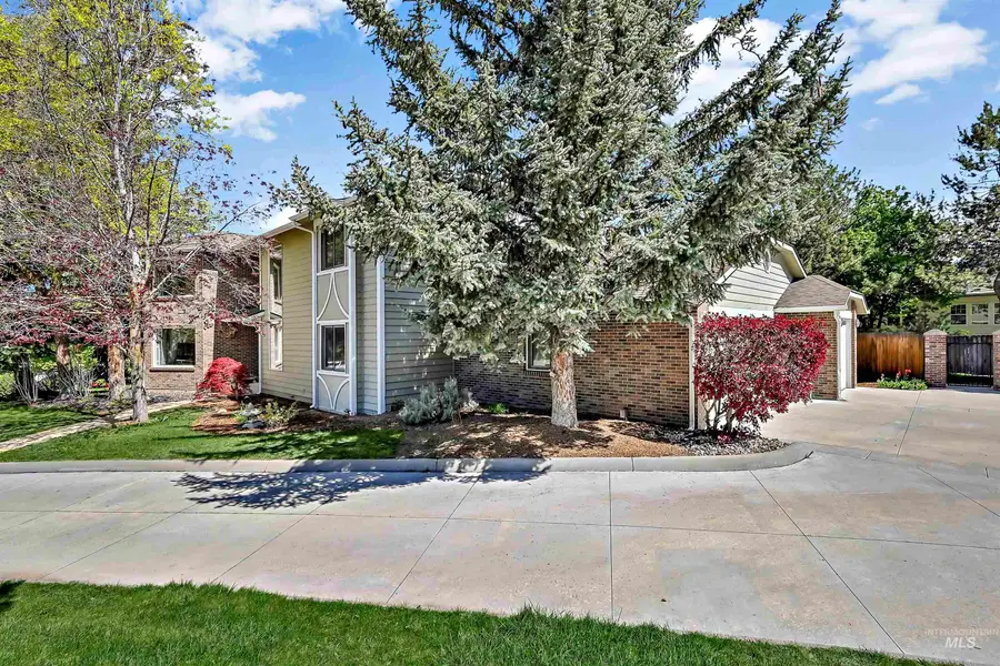 1282 E Braemere Road, Boise, ID 83702 - #3