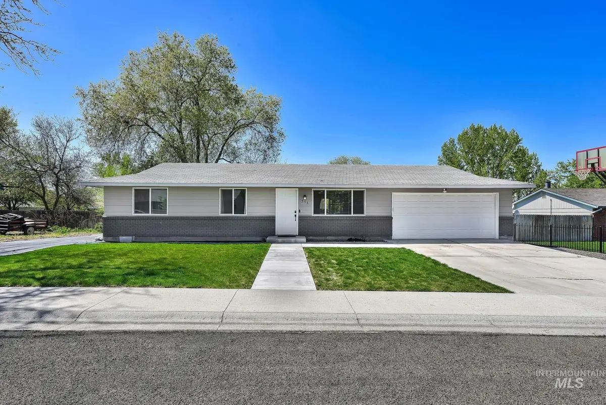 353 S Ash Ave, Kuna, ID 83634 - #1