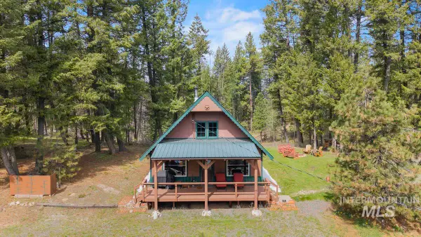 46 Blue Spruce Lane, Cascade, ID 83611