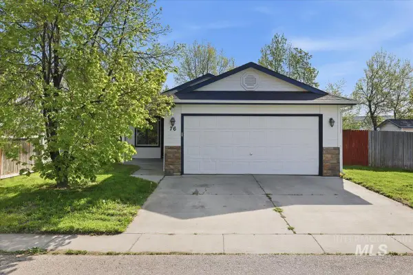 76 S Chase St, Nampa, ID 83687