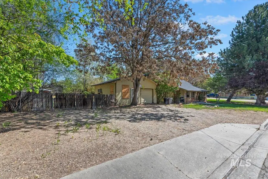 503 9th Ave. N, Nampa, ID 83687 - #2