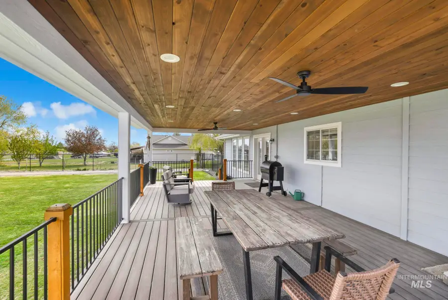 2324 Garey Ln, Filer, ID 83328 - #2