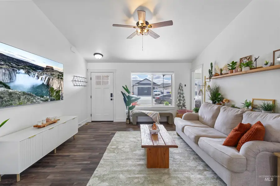 469 Jesse Ave, Twin Falls, ID 83301 - #2