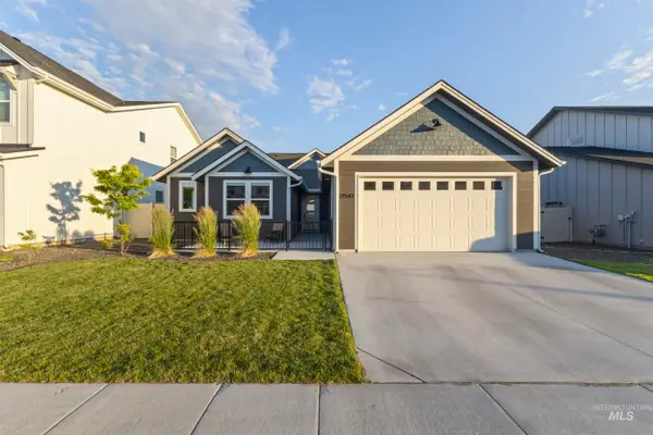 12543 W Arabian Dr, Boise, ID 83709