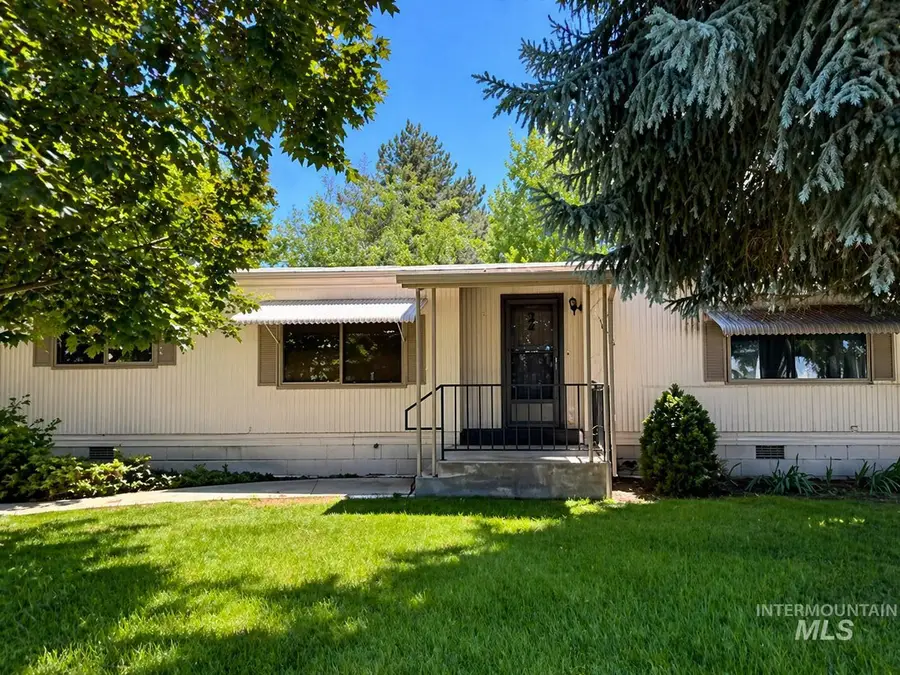 10565 W Halstead Dr, Boise, ID 83704 - #2