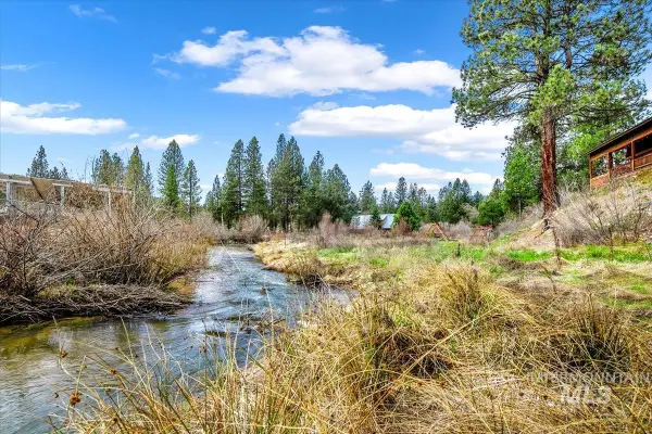 29 Mcintyre Gulch Rd, Idaho City, ID 83631