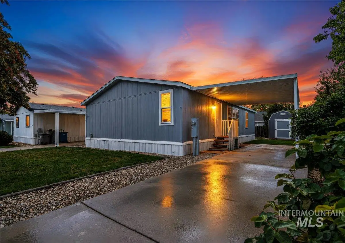 9644 W Woodland Ln, Boise, ID 83704 - #1