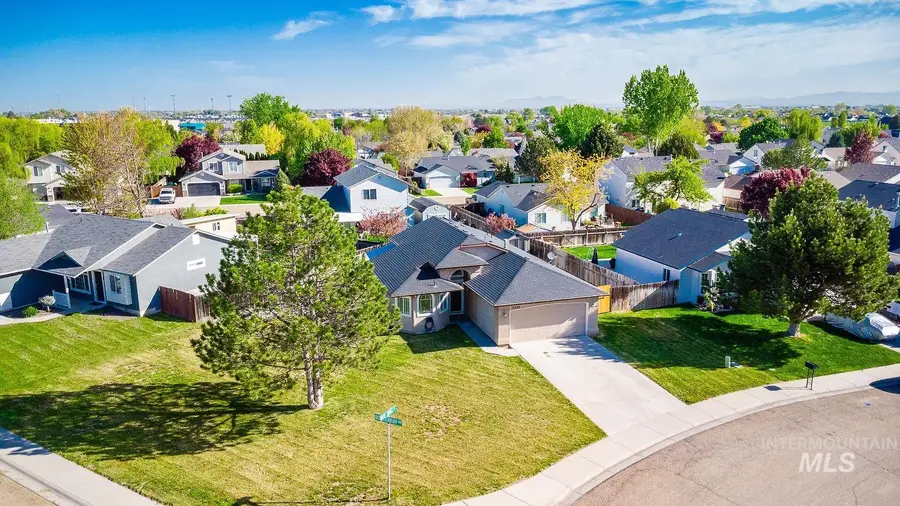 14288 Blue Ridge St, Caldwell, ID 83607 - #2
